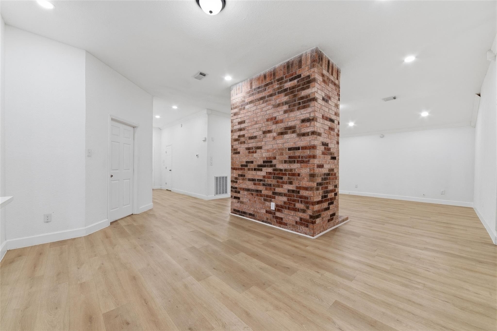 1410 Lexington Boulevard - Photo 13