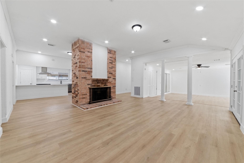 1410 Lexington Boulevard - Photo 8