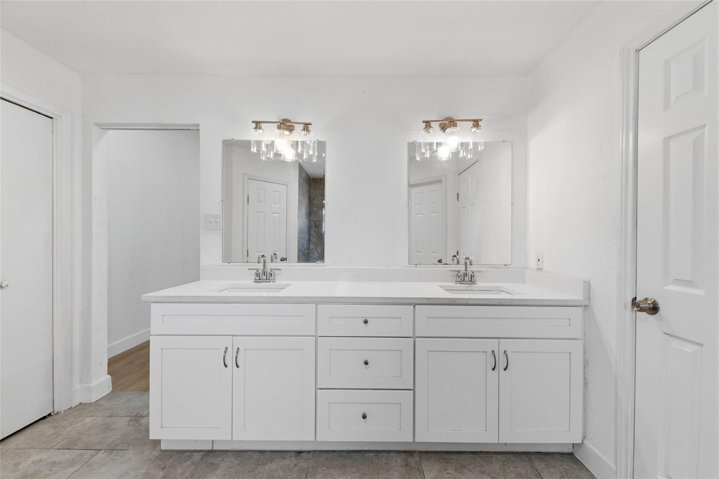 1410 Lexington Boulevard - Photo 21
