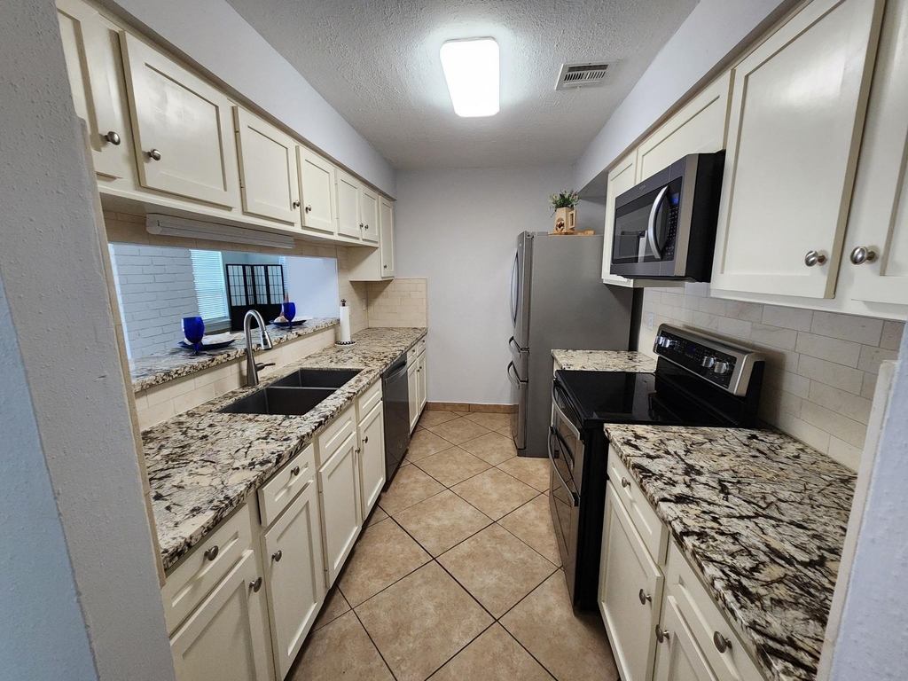 16011 Glen Mar Drive - Photo 21