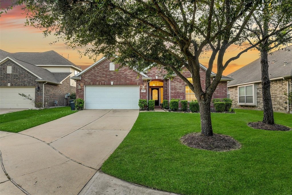 7014 Spruce View Court - Photo 29