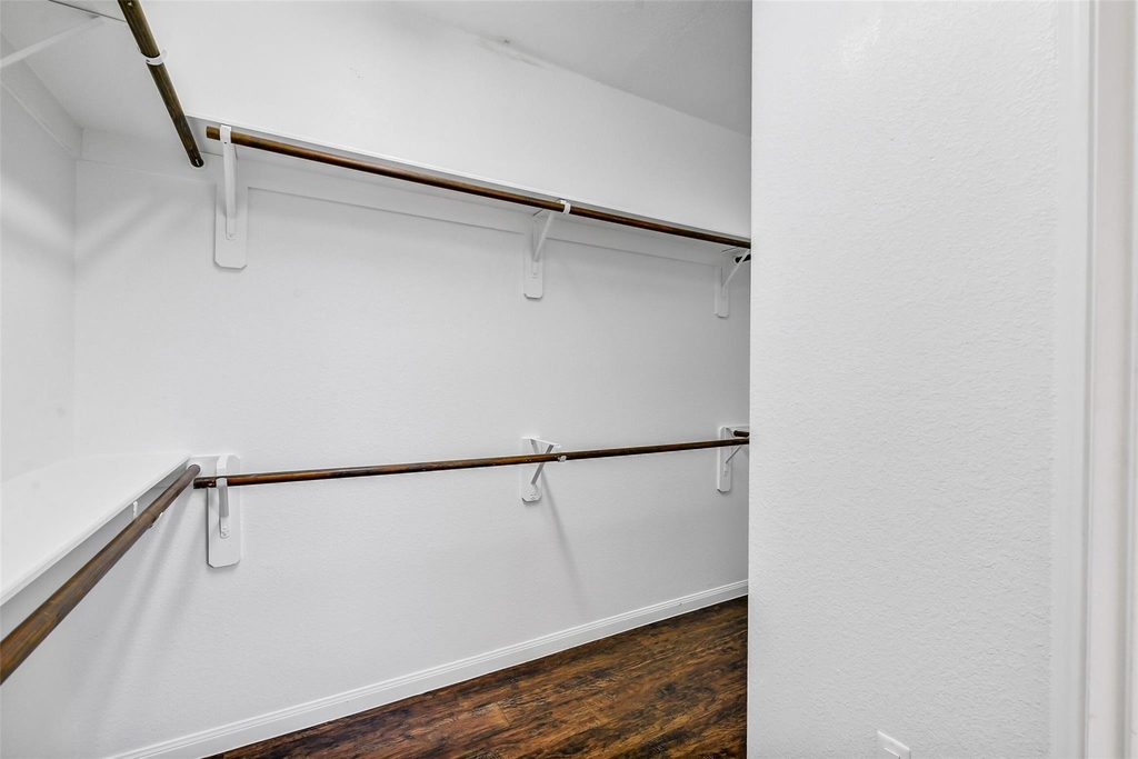 7014 Spruce View Court - Photo 18