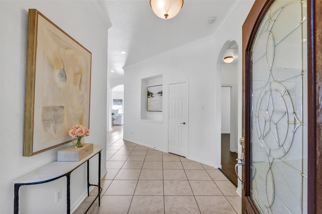 7014 Spruce View Court - Photo 2