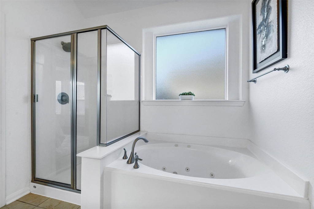7014 Spruce View Court - Photo 17