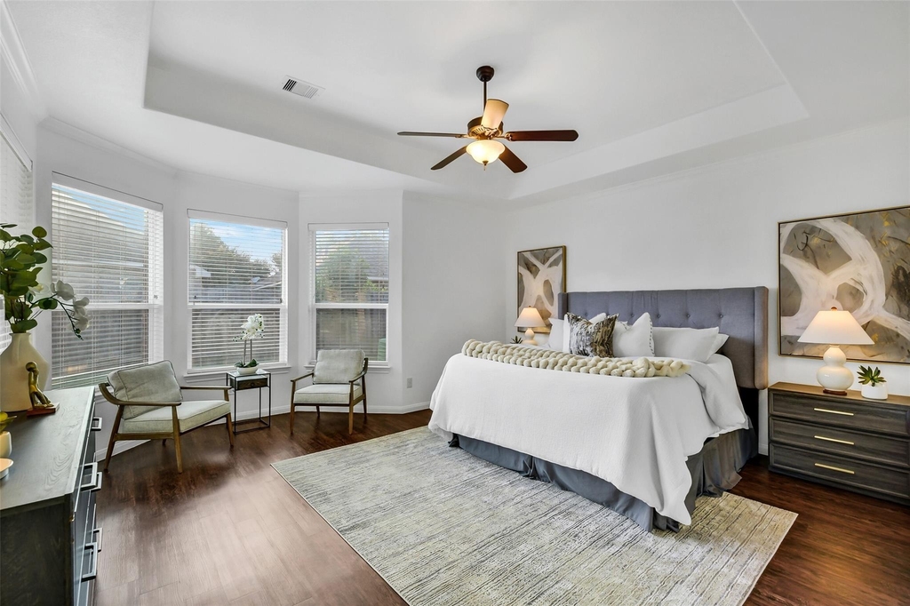 7014 Spruce View Court - Photo 13