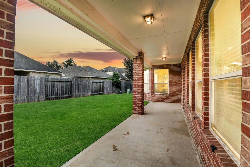 7014 Spruce View Court - Photo 26