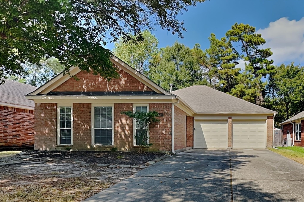 26873 Manor Falls Drive - Photo 0