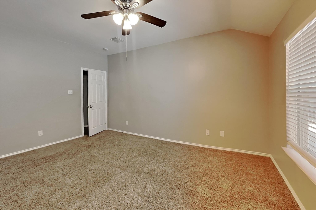 26873 Manor Falls Drive - Photo 8