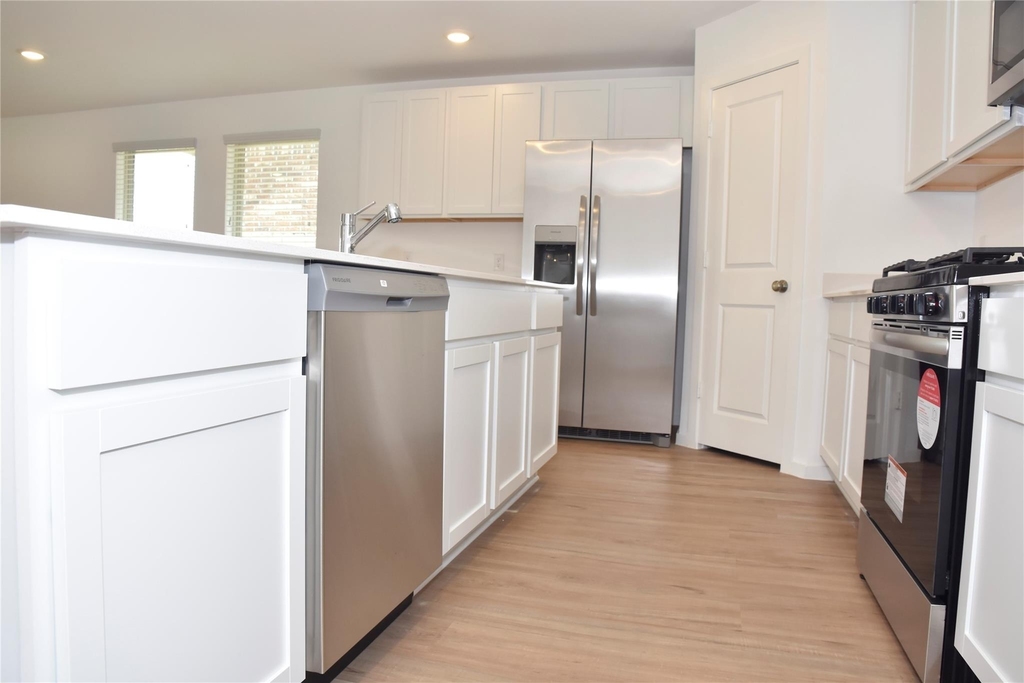 5135 Sunvalley Bend Drive - Photo 9