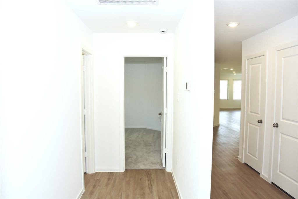 5135 Sunvalley Bend Drive - Photo 4