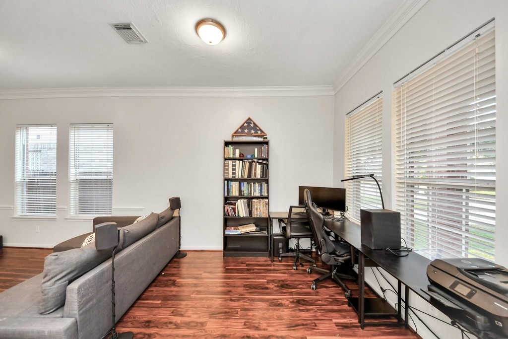 4118 Ferro Street - Photo 10