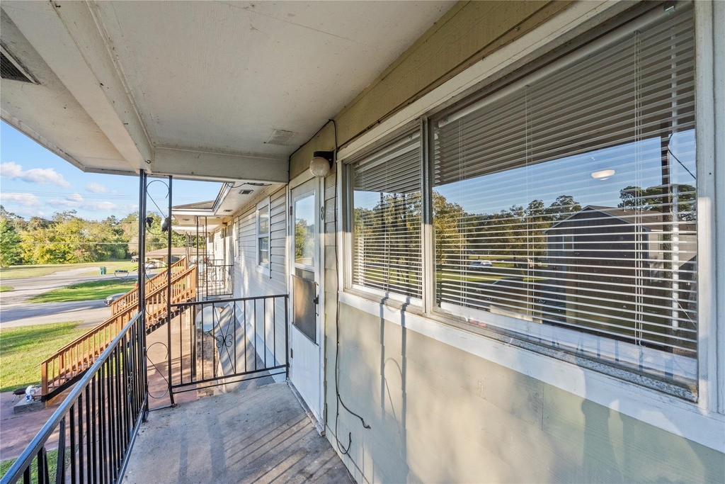 2729 Main Street Street - Photo 1