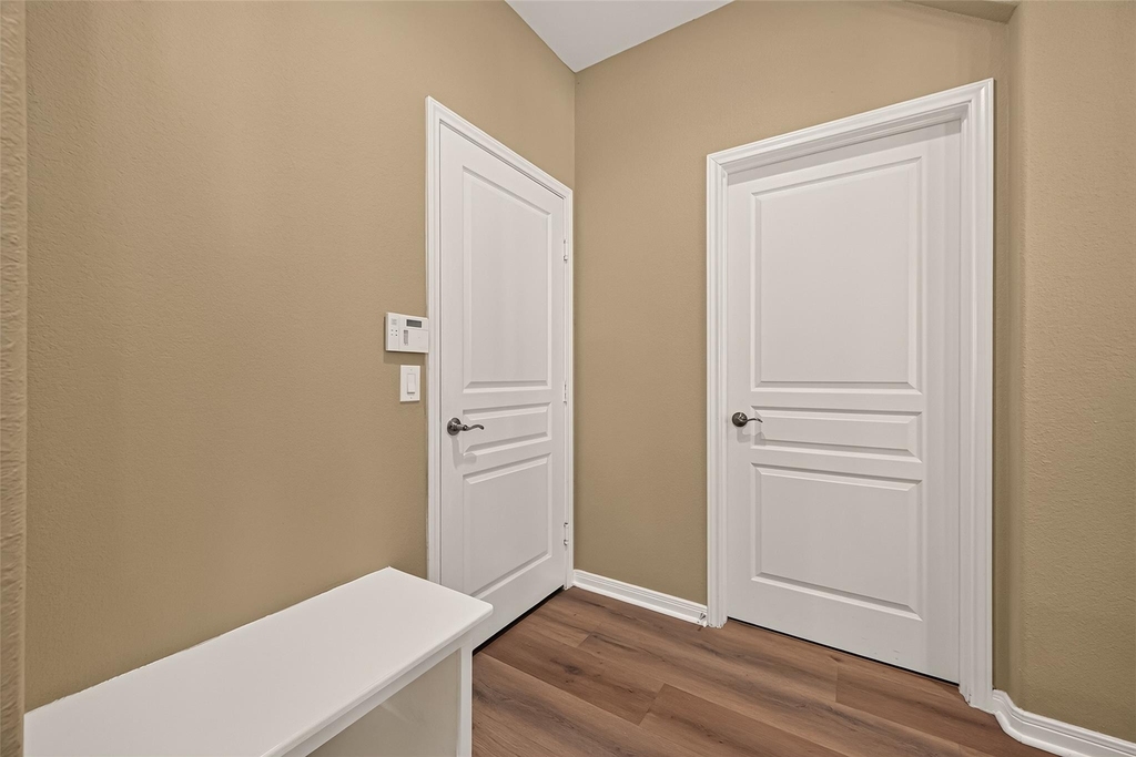 15711 Huddleston Drive - Photo 17