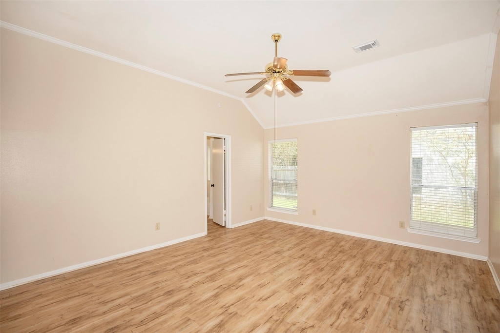11514 Sagecreek Drive - Photo 15