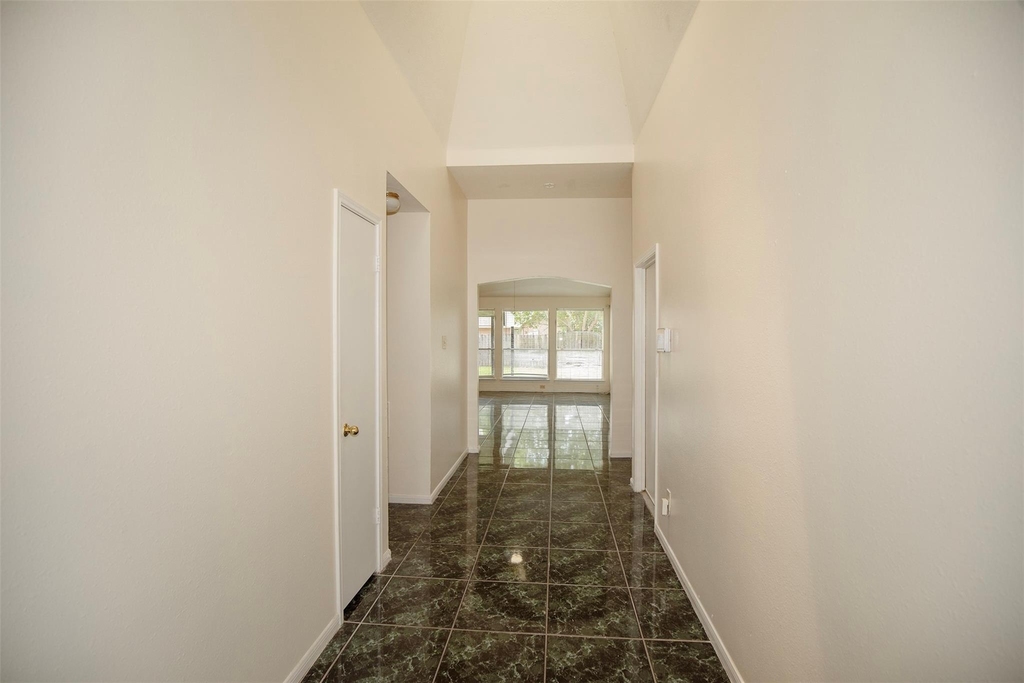 11514 Sagecreek Drive - Photo 3
