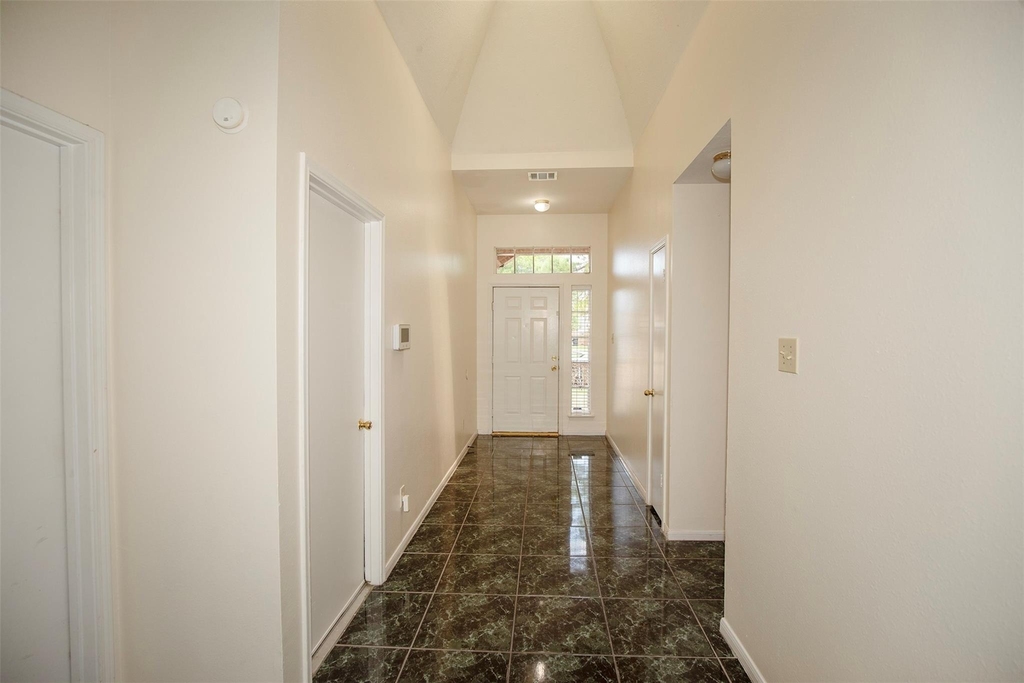 11514 Sagecreek Drive - Photo 2