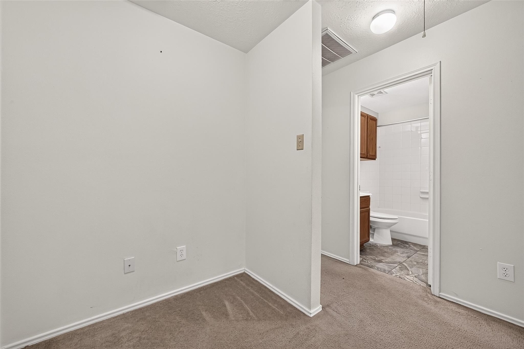 10902 Primrose Acres Lane - Photo 17