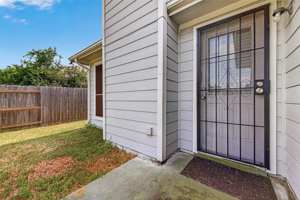 10902 Primrose Acres Lane - Photo 24