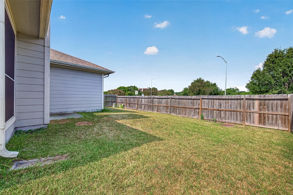 10902 Primrose Acres Lane - Photo 25