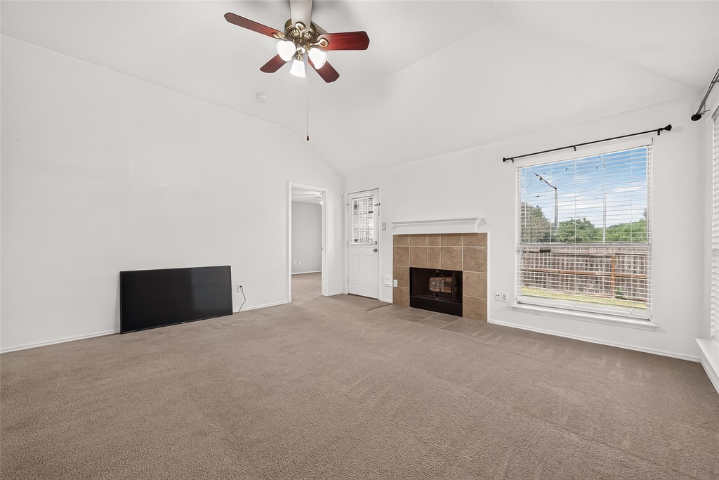 10902 Primrose Acres Lane - Photo 9