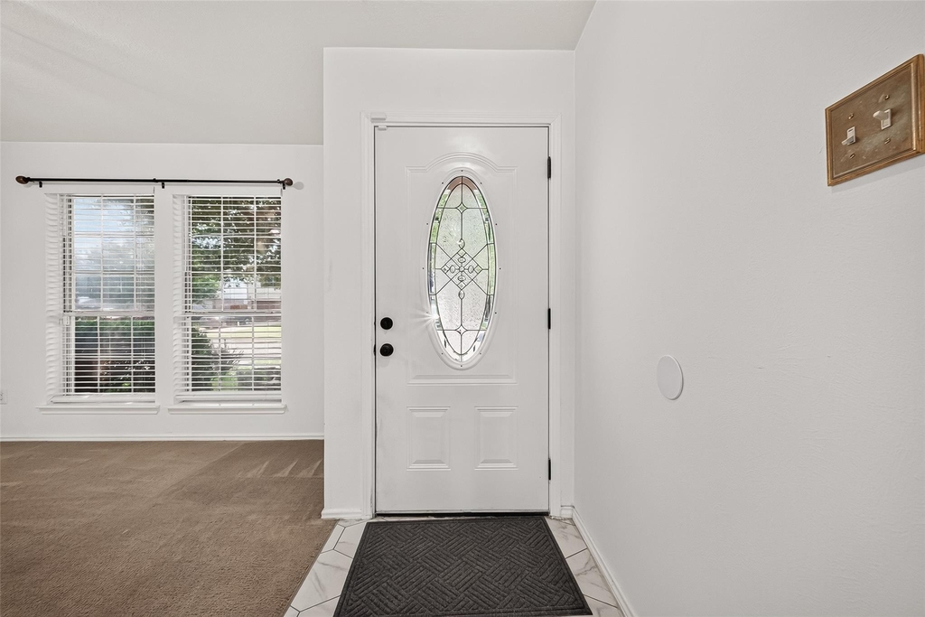10902 Primrose Acres Lane - Photo 3