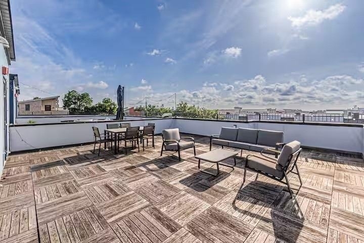 422 W 9th Street - Photo 33