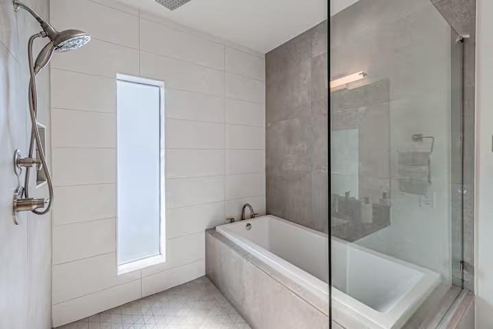 422 W 9th Street - Photo 23
