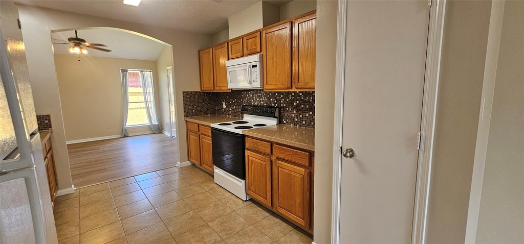10538 Twin Circles Drive - Photo 16