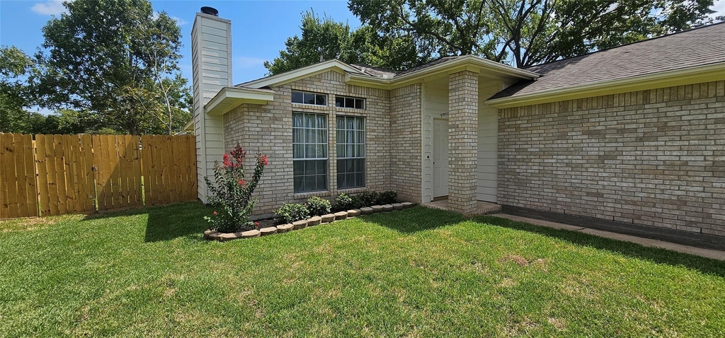10538 Twin Circles Drive - Photo 1
