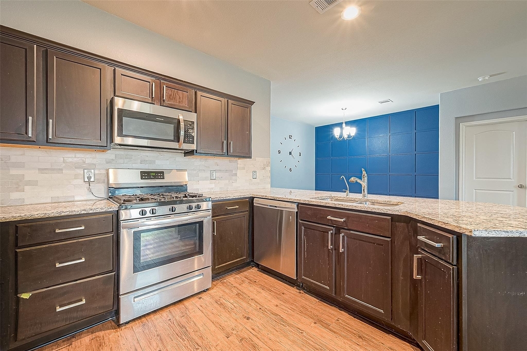 14015 Lake Crescent Drive - Photo 14