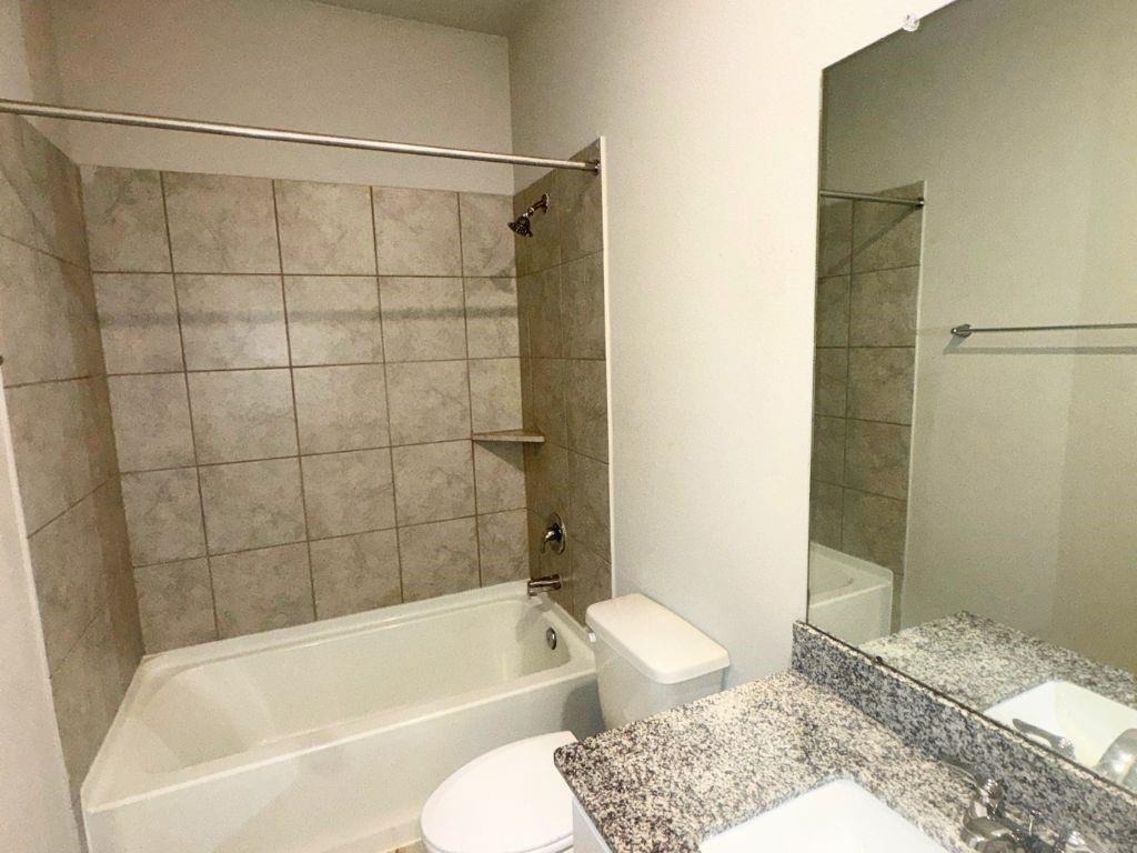 25734 Boxwood Hedge Lane - Photo 11