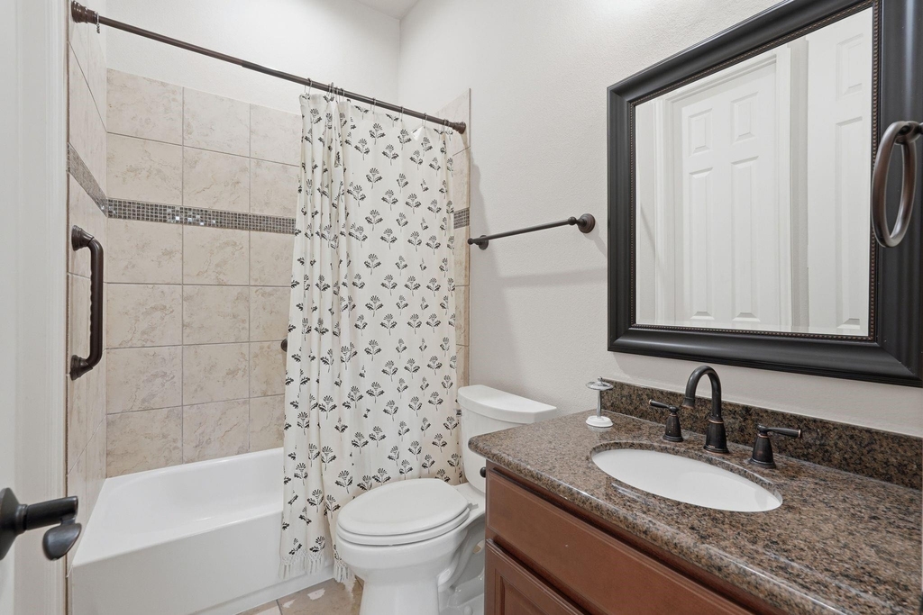 126 E Cove View Trail - Photo 25