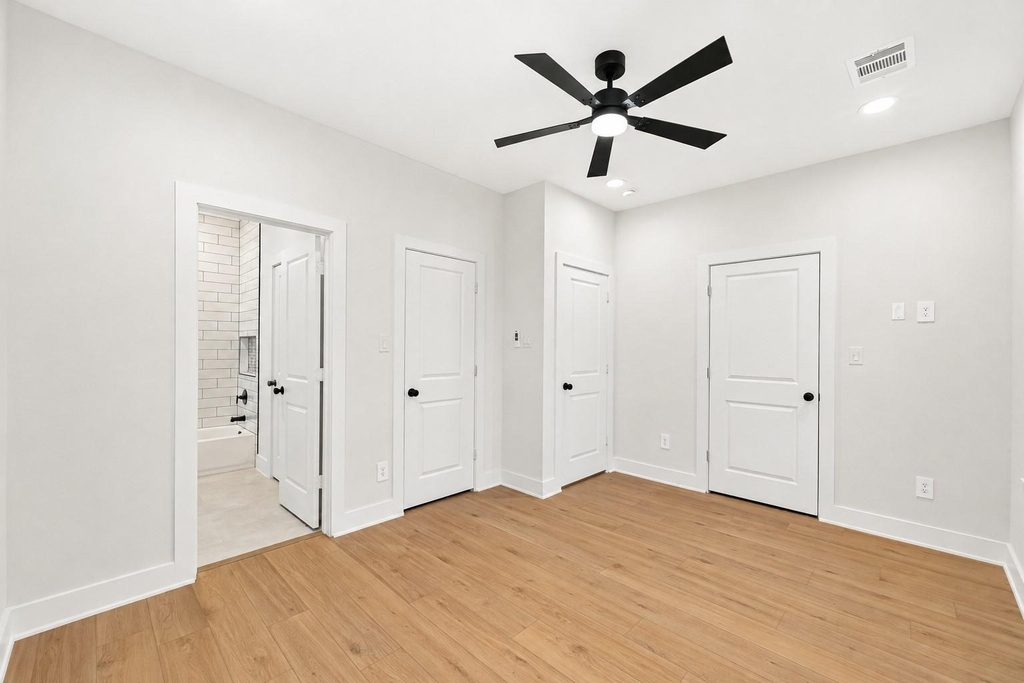 7826 Beckley Street - Photo 10