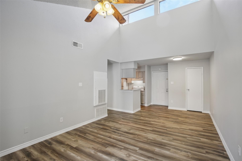 13155 Walden Road - Photo 3