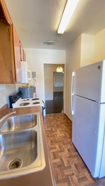 4305 Bell Street - Photo 4