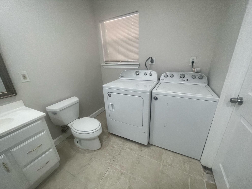 7406 Schiller Street - Photo 26