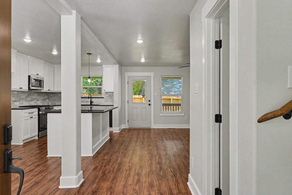 116 Sun City Lane - Photo 5