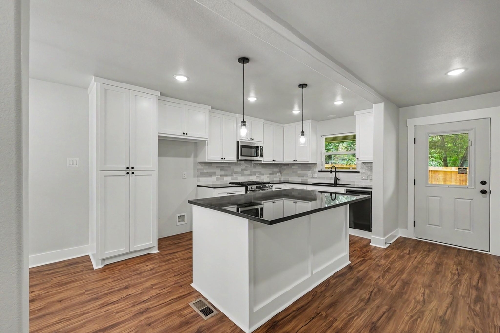 116 Sun City Lane - Photo 8