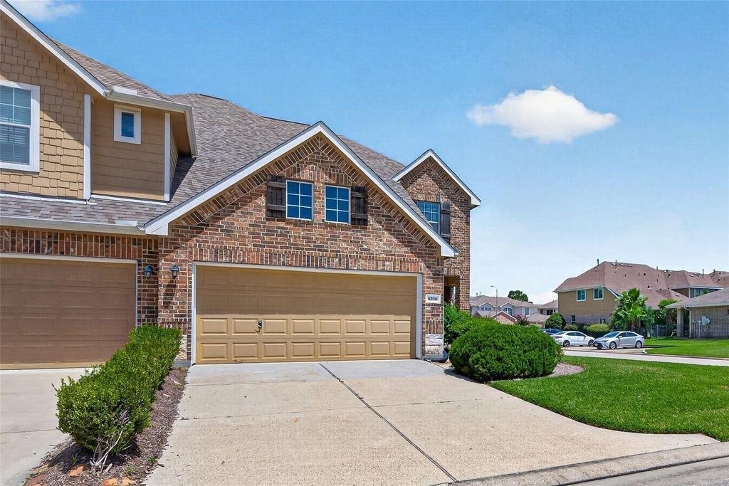 8506 Sunset Loch Drive - Photo 1