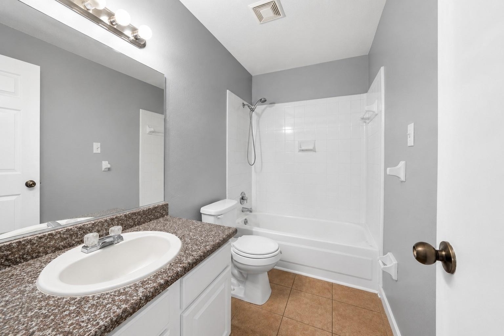 1707 Stone Lake Drive - Photo 9