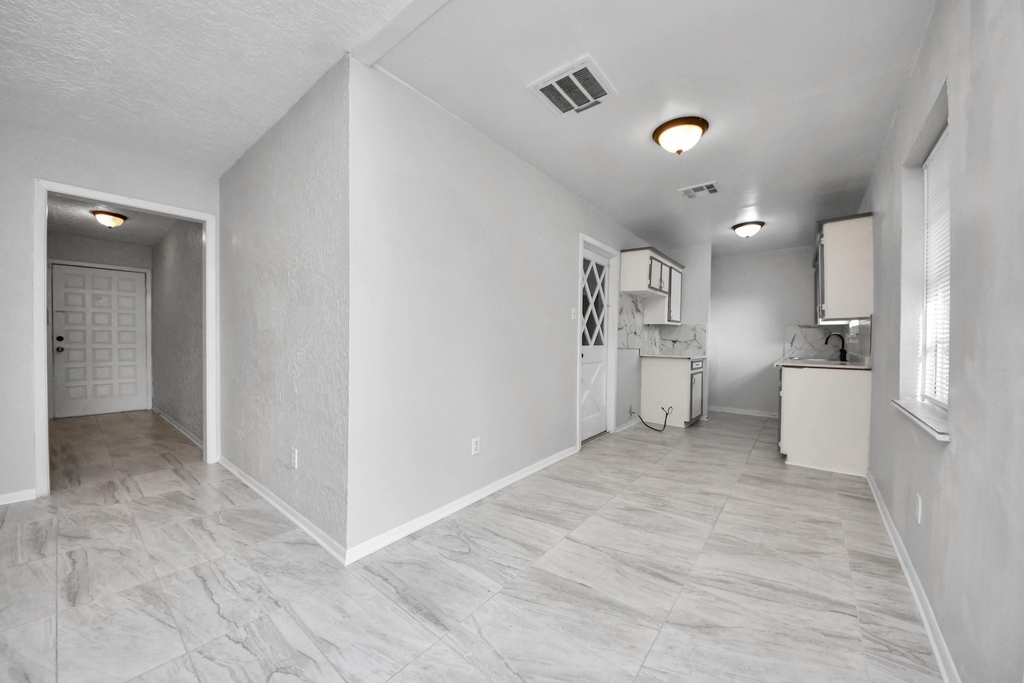 4830 Ridgestone Street - Photo 8