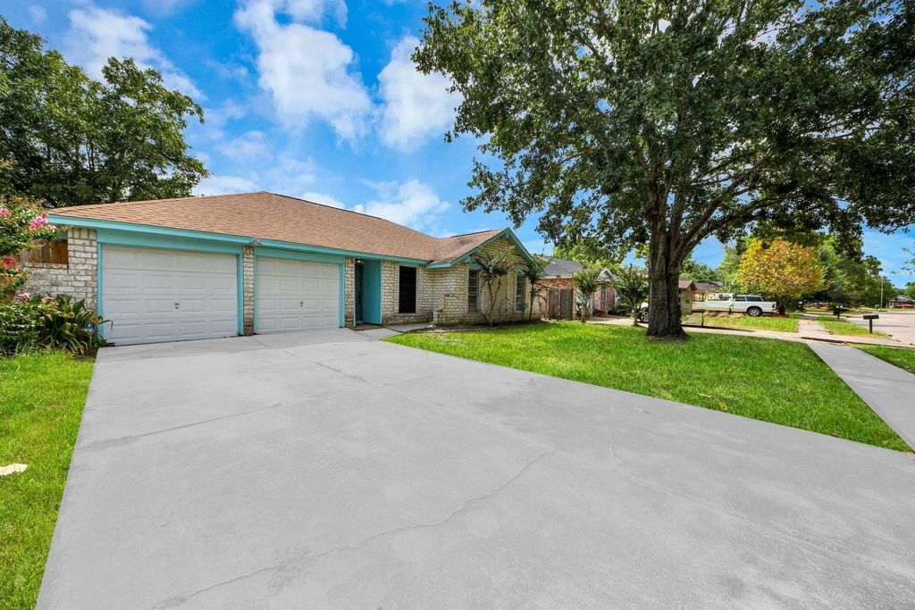 4830 Ridgestone Street - Photo 1