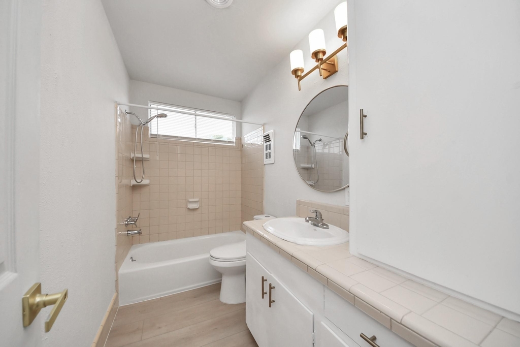 734 Dell Dale Street - Photo 8