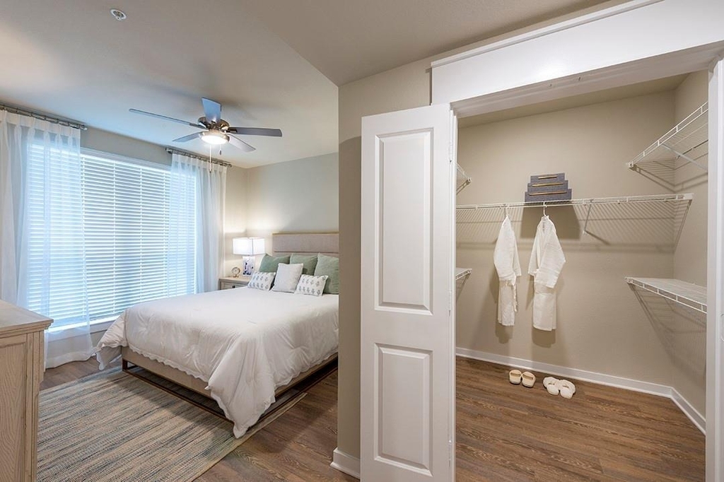 30020 Creekside Terrace Drive - Photo 10