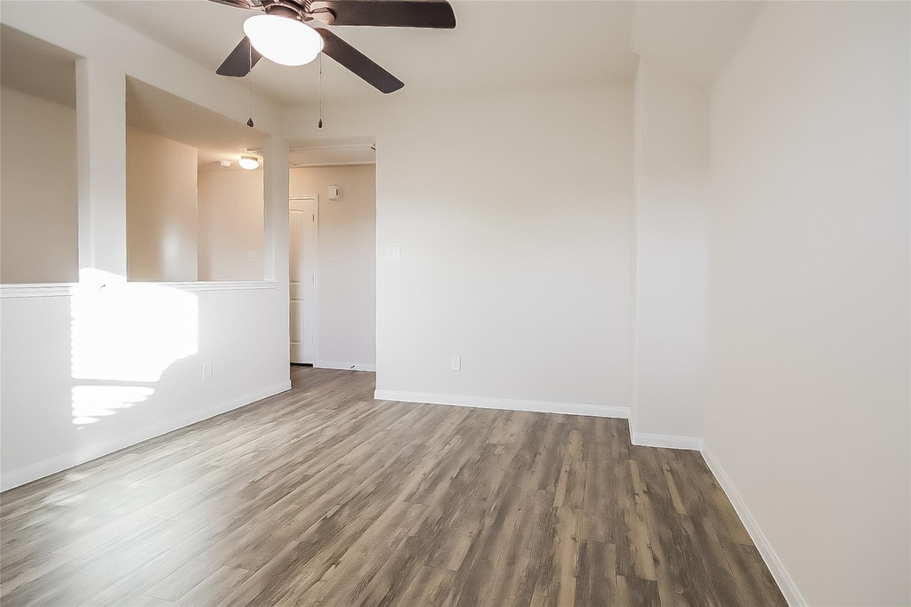 24238 Ravenna Oaks Court - Photo 9