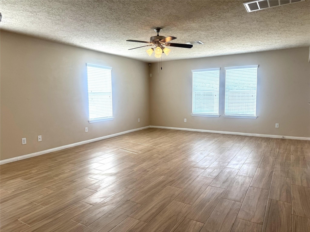 2231 Tandy Park Way - Photo 12