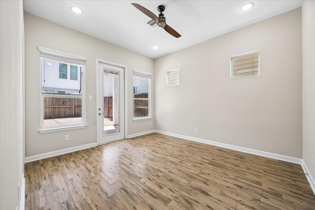 5631 Kiam Street - Photo 3