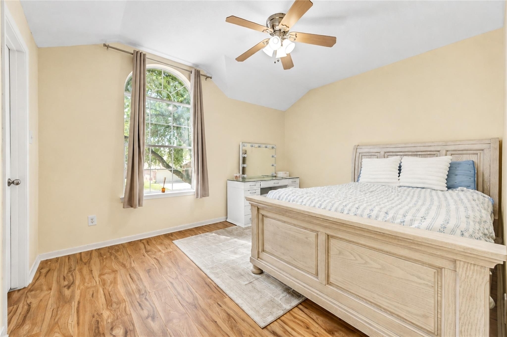 6315 Linfield Bluff Lane - Photo 15