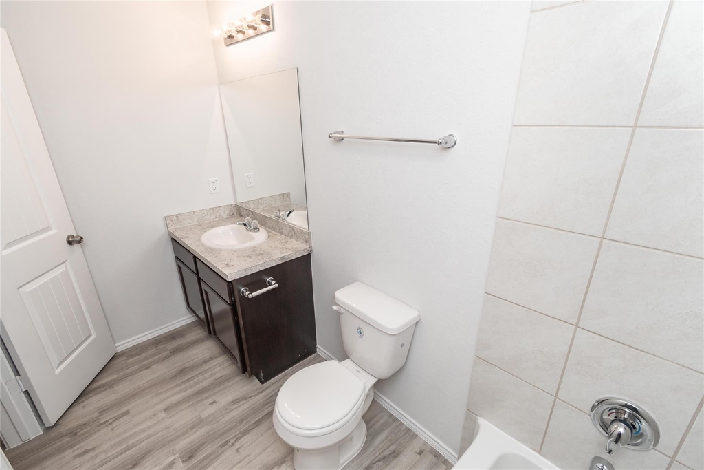 24414 Borelli Drive - Photo 8