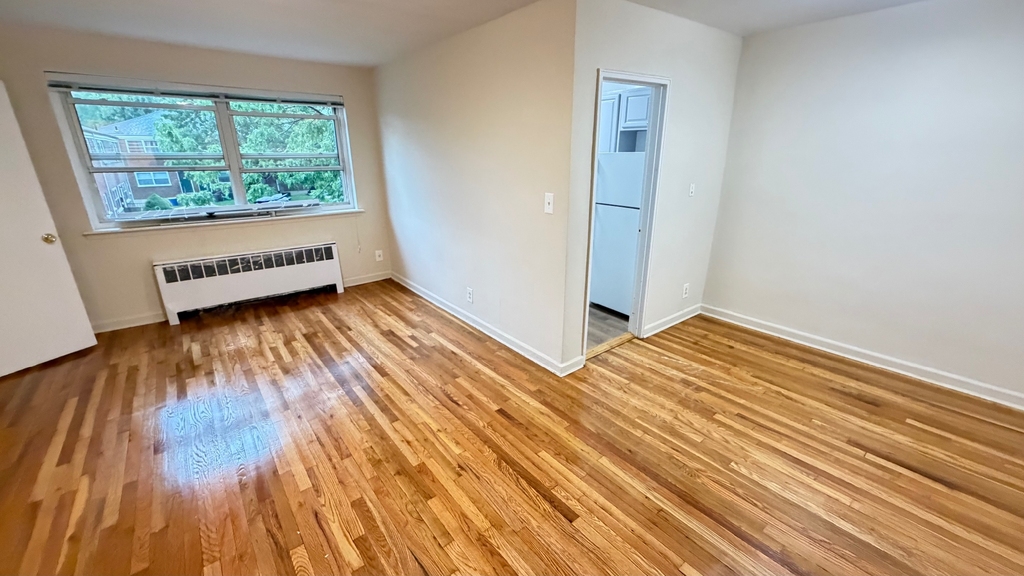 154-48 71st Avenue - Photo 8